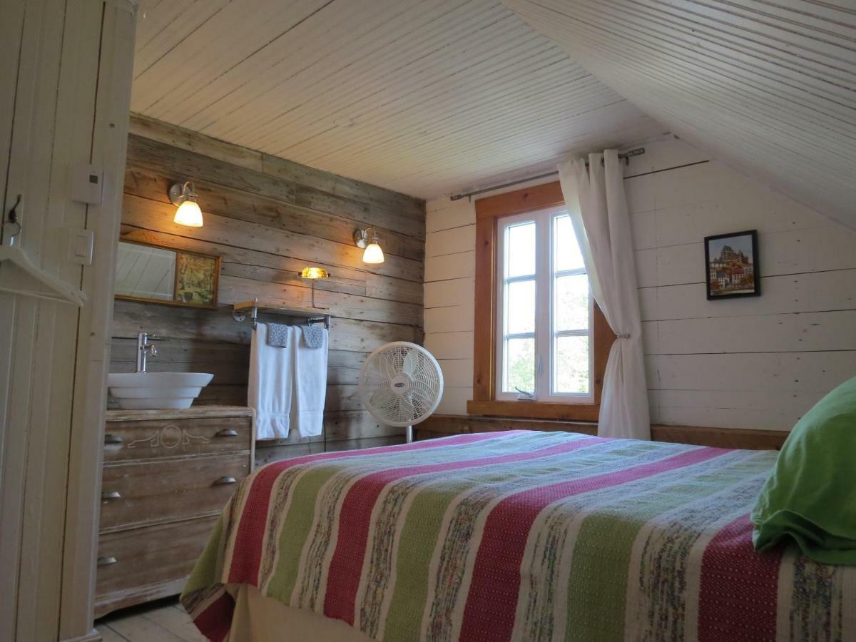La Vieille Maison Rouge Saint-Tite Kültér fotó