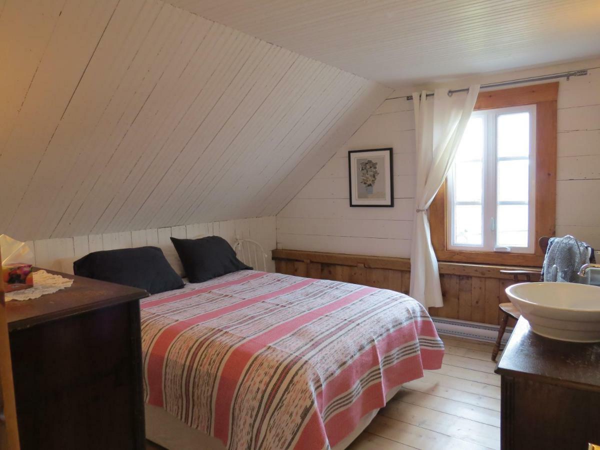 La Vieille Maison Rouge Saint-Tite Kültér fotó