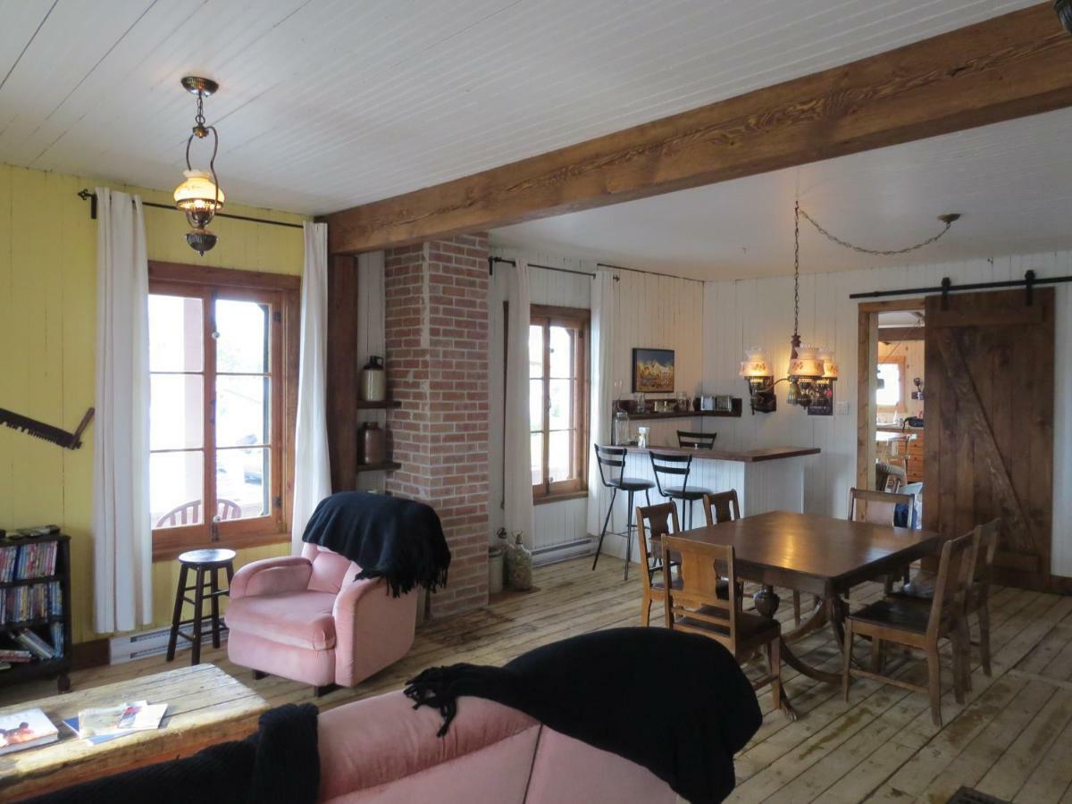 La Vieille Maison Rouge Saint-Tite Kültér fotó
